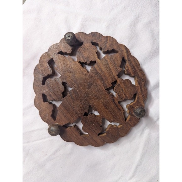 Wood carved kitchen trivet decoration round flower theme 6" - Picture 2 of 2